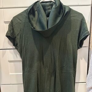 Gap maternity top